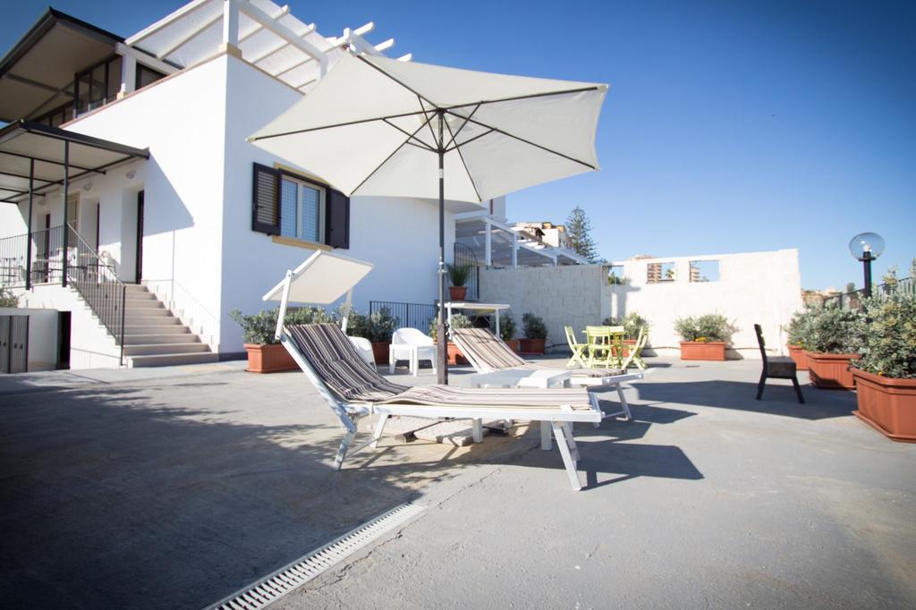 B&B Baglio Santa Croce 恩佩多克莱港 外观 照片