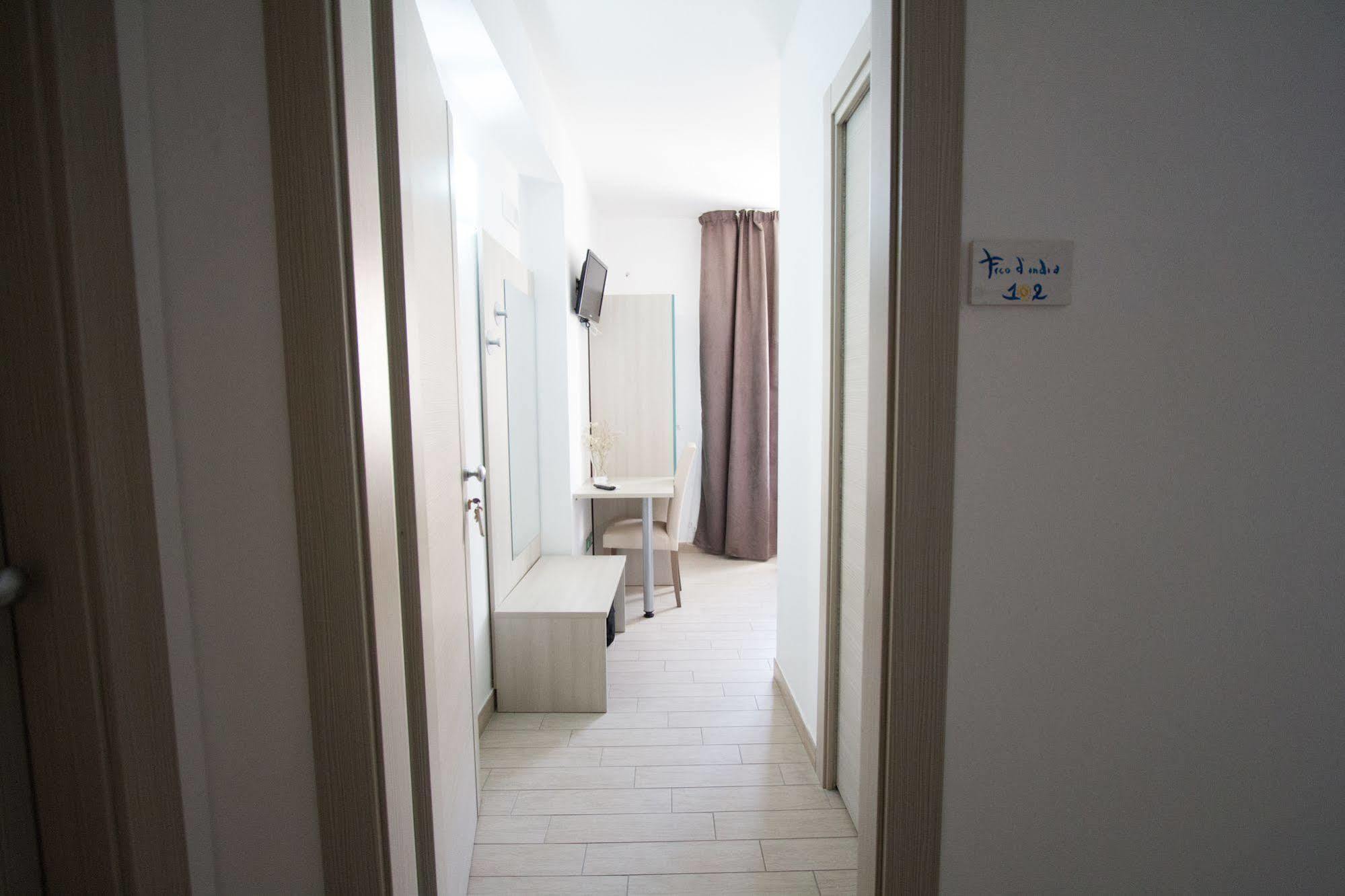 B&B Baglio Santa Croce 恩佩多克莱港 外观 照片
