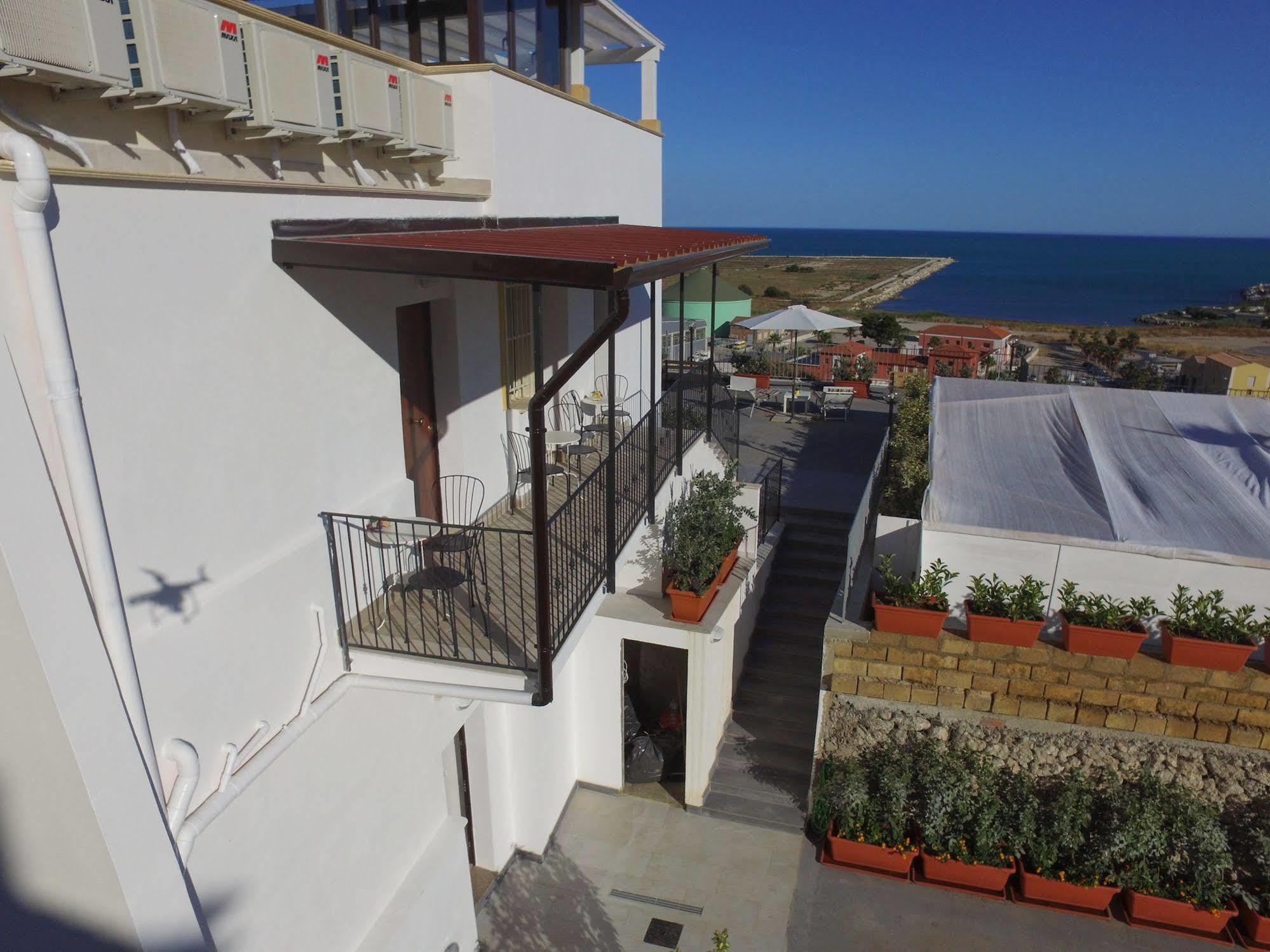 B&B Baglio Santa Croce 恩佩多克莱港 外观 照片